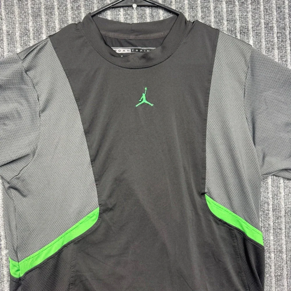 Jordan Mens Training Dri-FIT Shirt Size M Black Grey Neon Green 383534-018